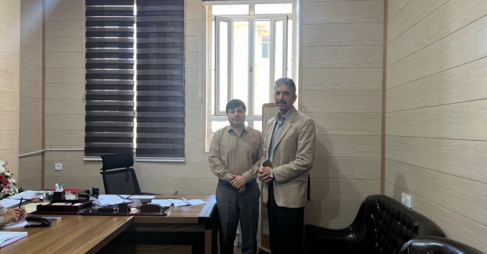 دیدار مدیر شرکت خدمات حمایتی کشاورزی ایلام با نماینده مجلس؛ تأکید بر توزیع عادلانه کود و حمایت از امنیت غذایی