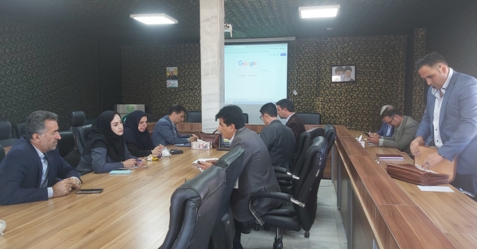 برگزاری مناقصه بارگیری، حمل و تخلیه ۲۸۰۰۰ تن کود در استان آذربایجان غربی