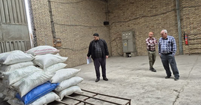 نظارت بر روند توزیع کود‌های کشاورزی یارانه ای کارگزاری کود شرکت توسعه دانه های روغنی کردکوی