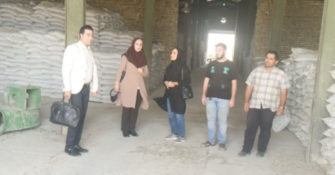 بازدید کارشناسان فنی استان تهران، کارشناسان واحد توزیع، حمل و نگهداری ستاد مرکزی و واحد زراعت سازمان جهاد کشاورزی از انبارمرکزی کودهای کشاورزی استان تهران 