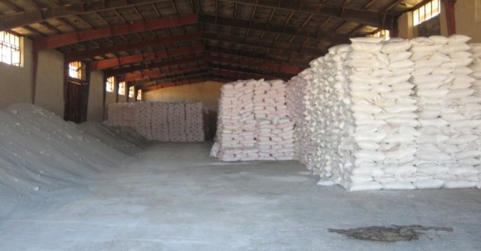 حمل و توزیع بیش از 1 هزار و 232 تن انواع کود کشاورزی در شهرستان ملکشاهی