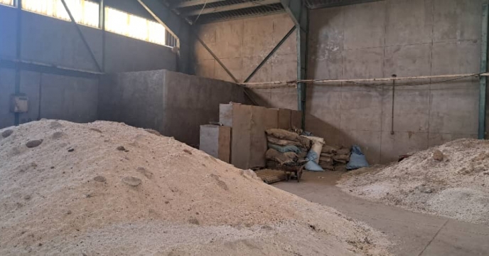 توزیع بیش از 1028 تن کود اوره لردگان بین انبار کلیه کارگزاران شهرستان سمیرم 