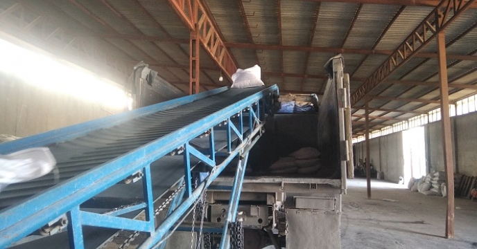 تقویت بخش کشاورزی با تامین و  توزیع بیش از یک هزار و 700 هزار تن نهاده کشاورزی در شهرستان زنجان 