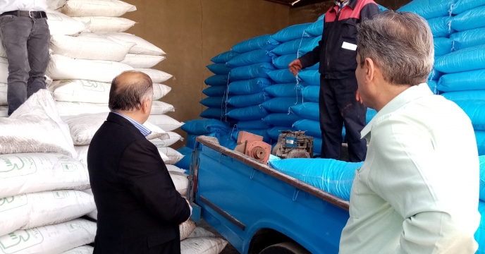 از کارگزاران توزیع نهاده های کشاورزی شهرستان ساوجبلاغ بازدید گردید.