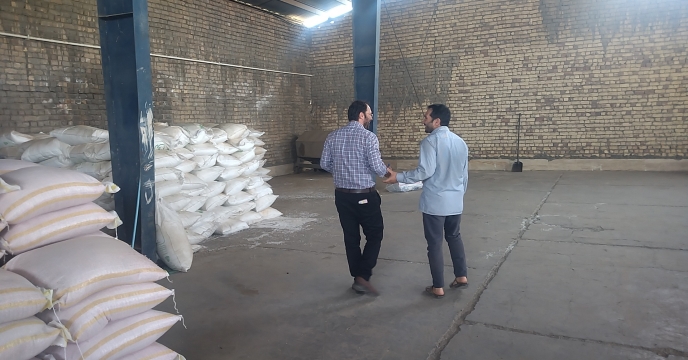 بازدید از کارگزاری رحمت‌آباد استان قم و نظارت بر رعایت استاندارد وزن کیسه‌ها