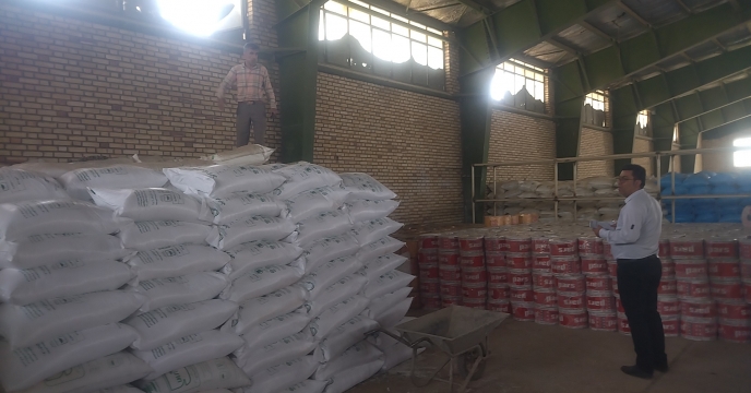 تامین نهاده‌های کشاورزی آستانه مقدسه زائر با نظارت کارشناسان قم