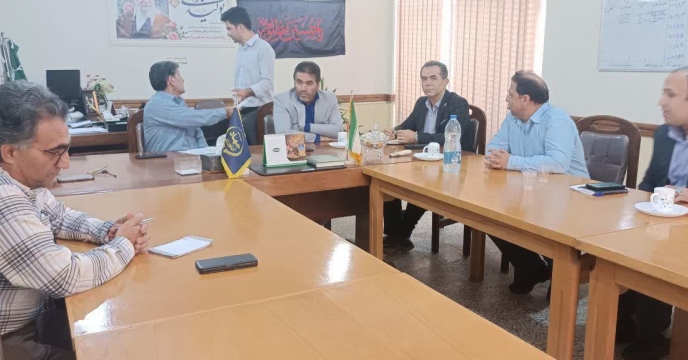 جلسه بررسی روند اجرای الگوی کشت و توزیع کود سال زراعی ۱۴۰۴-۱۴۰۵ در مدیریت جهاد کشاورزی شهرستان  آزادشهر