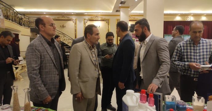 معاون بهبود تولیدات گیاهی در همایش سبد کودی در قم گفت: کودهای استاندارد، کلید ارتقای کمیت و کیفیت محصولات کشاورزی معاون بهبود تولیدات گیاهی در همایش سبد کودی در قم گفت: کودهای استاندارد، کلید ارتقای کمیت و کیفیت محصولات کشاورزی
