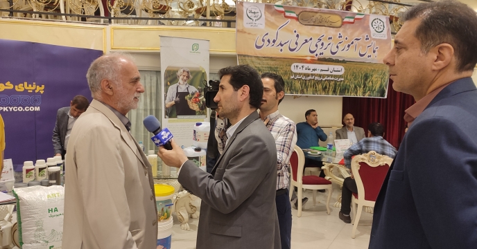 خانه کشاورز قم، پای کار آموزش؛ حضور فعال اعضای خانه کشاورز در همایش سبد کودی خانه کشاورز قم، پای کار آموزش؛ حضور فعال اعضای خانه کشاورز در همایش سبد کودی