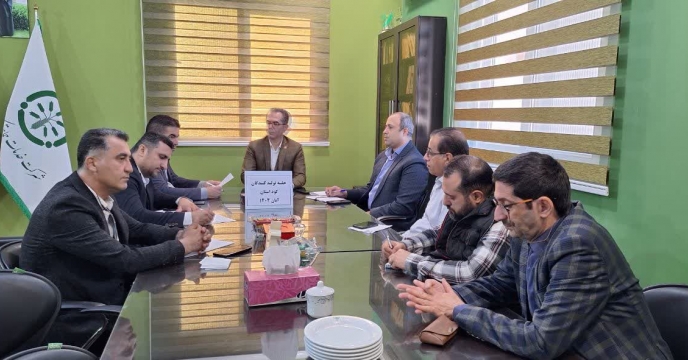 جلسه ‌هم‌اندیشی با شرکت های تولید کننده کود‌نفاهم‌نامه ای داخل استان  برای تامین کود مورد نیاز ‌کشاورزان برای کشت پاییزه