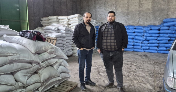 پایش کارگزاری‌های توزیع کود در بخش کمالان  شهرستان علی آباد کتول  ؛ الزام عاملین به عرضه کودهای استاندارد و دارای مجوز 