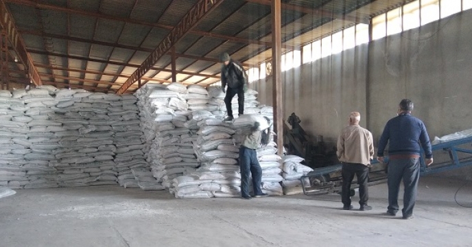 تامین و توزیع حدود 400 تن انواع نهاده کشاورزی در شهرستان طارم  