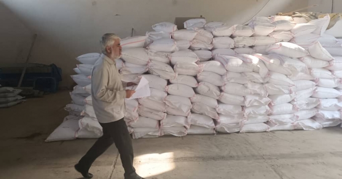 صدور 40 فقره حواله الکترونیک توزیع کود در عباس آباد انجام شد