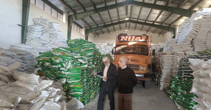 تامین و توزیع 325  تن  انواع کودکشاورزی  یارانه ای در شهرستان عباس آباد