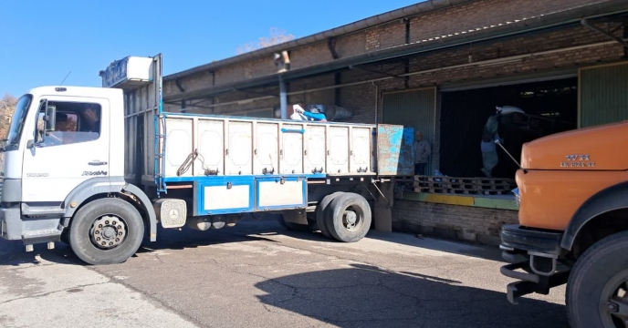 پوشش ۸ شهرستان کرمان با توزیع ۲۷۴ تن کود فسفات یارانه ای