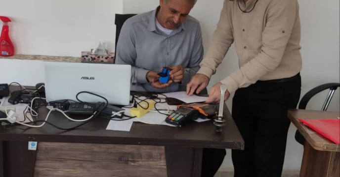 بررسی سیستمیک و نظارت میدانی بر کارگزاران شهرستان حاجی‌آباد استان هرمزگان در توزیع کود کشاورزی 