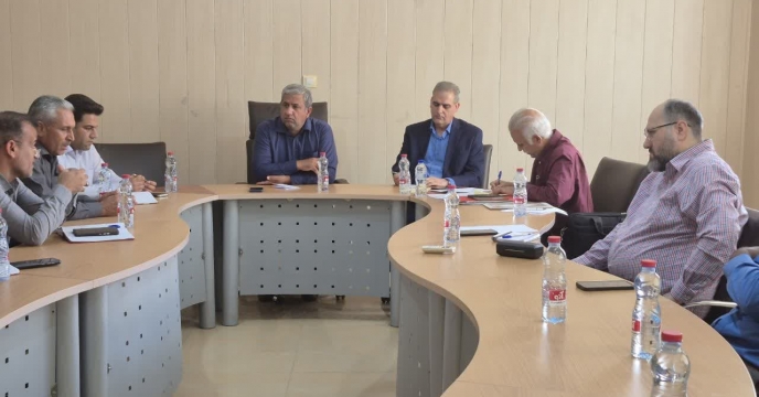 جلسه مشترک روسای مراکز جهاد کشاورزی و کارگزاران توزیع کود جهت هماهنگی تامین و توزیع کود اوره شهرستان حاجی آباد استان هرمزگان