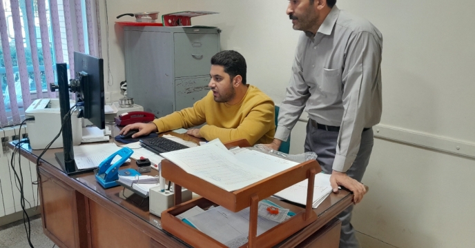 صدور بیش از302 فقره حواله الکترونیک برای توزیع کود به کشاورزان شهرستان محلات و دلیجان  آذر ماه 1404