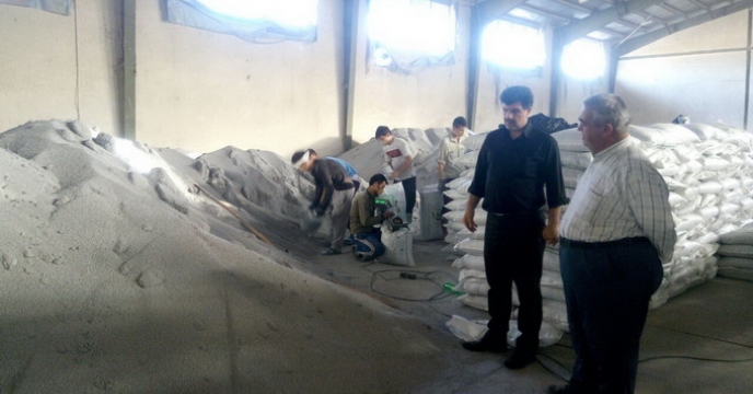 مدیر شرکت خدمات حمایتی کشاورزی استان گلستان، از تامین بیش از144 هزارتن انواع کود شیمیایی ازته، فسفاته و پتاسه در سال97 خبر داد