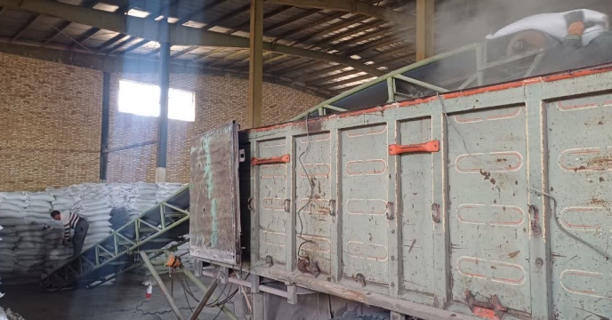 ارسال مقدار 12 تن از کود های سوپر فسفات تریپل و سولفات پتاسیم گرانوله برای کارگزاری آقای صادقی کلاته خیج انجام شد ارسال مقدار 12 تن از کود های سوپر فسفات تریپل و سولفات پتاسیم گرانوله برای کارگزاری آقای صادقی کلاته خیج انجام شد