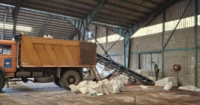 توزیع هدفمند کودهای ازته، فسفاته و پتاسه در راستای حمایت از کشاورزان رودبار توزیع هدفمند کودهای ازته، فسفاته و پتاسه در راستای حمایت از کشاورزان رودبار