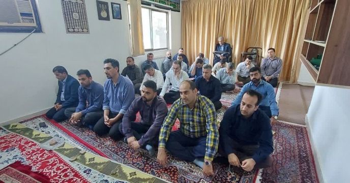 برپایی همه روزه ی نماز جماعت در نمازخانه ی شرکت خدمات حمایتی کشاورزی استان گیلان