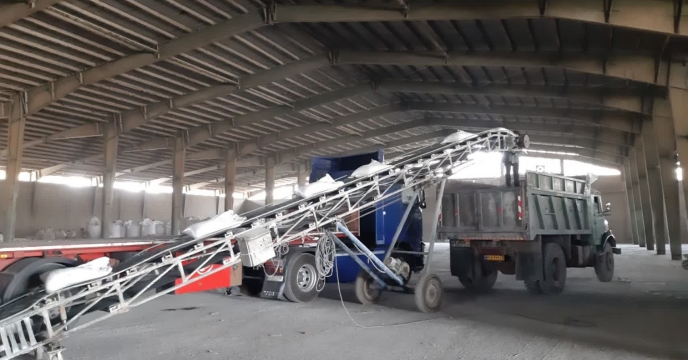 کشاورزان شهرستان کرمانشاه مقدار 344 تن کود کشاورزی دریافت کردند