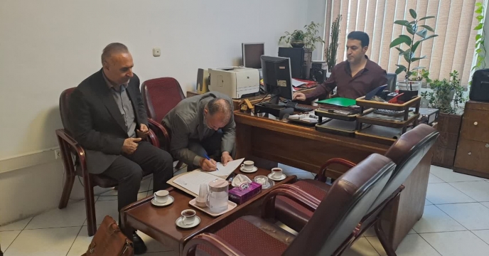 قرارداد همکاری با شرکت «لطیف کار» در راستای تقویت زنجیره تامین ملی تمدید شد 
