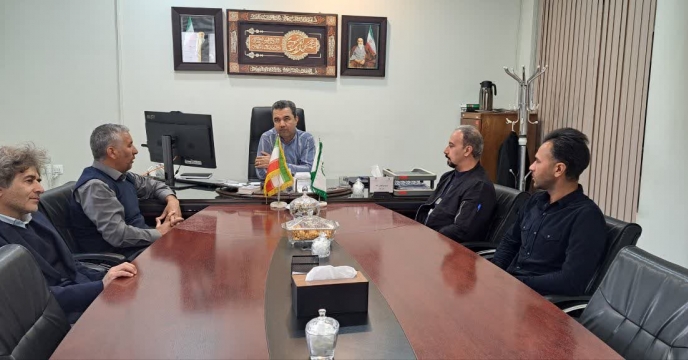 تجلیل از خانواده‌های شهدا و جانبازان همزمان با روز جانباز در فارس