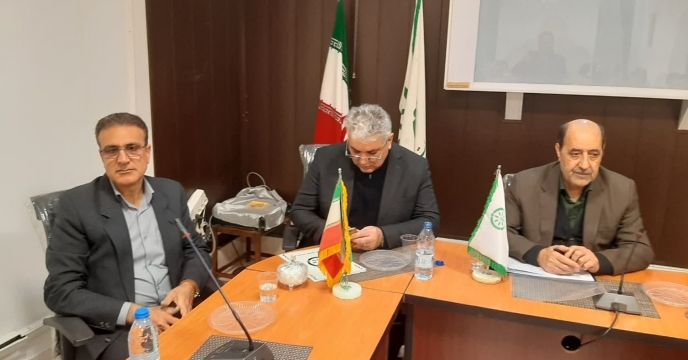  پرداخت کارمزد کارگزاران توزیع کودهای یارانه ای شهرستان  های  بروجرد واشترینان در استان لرستان