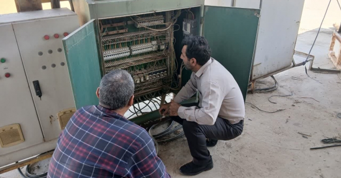 بازدید کارشناس معین شرکت خدمات حمایتی کشاورزی استان چهار محال و بختیاری از سایت بوجاری در شهرستان گچساران استان کهکیلویه وبویر احمد 