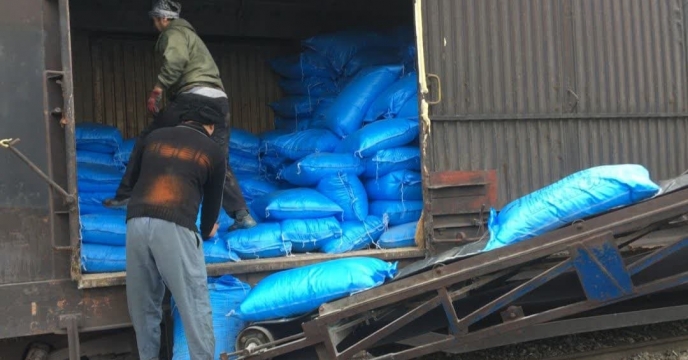 تامین و توزیع مقدار5 هزارو 745 تن  کود اوره برای کشاورزان شهرستان گرگان در هشت ماهه  سال جاری