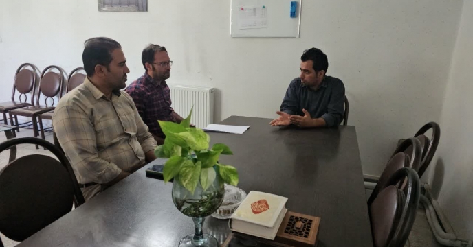 جلسه تامین و تدارک کودهای کشاورزی در مرکز خدمات جهاد کشاورزی سلفچگان برگزارشد