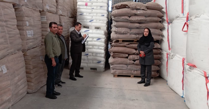  بازدید و نظارت گروه پایش کود استان آذربایجان شرقی از کارخانجات صنعتی مصرف کننده کود اوره 