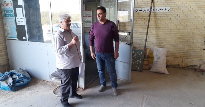 بازدید گروه پایش از انبار کارگزاران شهرستان میبد  استان یزدبا هدف ارزیابی وضعیت ذخیره و توزیع کودهای کشاورزی