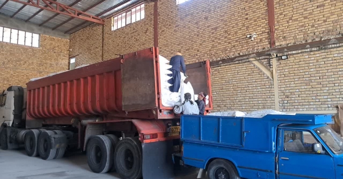 تامین میزان 100 تن کود اوره از مبدا پردیس به مقصد کارگزاری در شهرستان دیواندره تامین میزان 100 تن کود اوره از مبدا پردیس به مقصد کارگزاری در شهرستان دیواندره