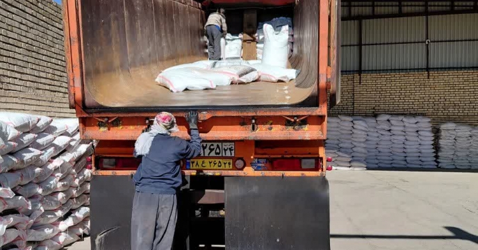 تامین میزان 100 تن کود اوره از مبدا کرمانشاه به مقصد کارگزاری در شهرستان بیجار