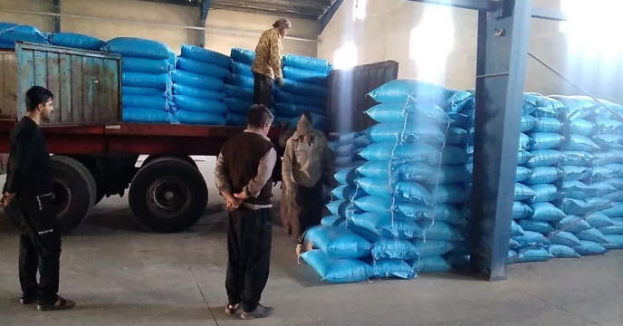 تامین میزان 75 تن کود اوره شیراز به مقصد کارگزاری در شهرستان قروه استان کردستان