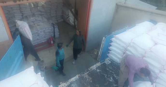 تامین کودکشاورزی اوره درانبارکارگزاری آقای خالدشیری شهرستان سنندج