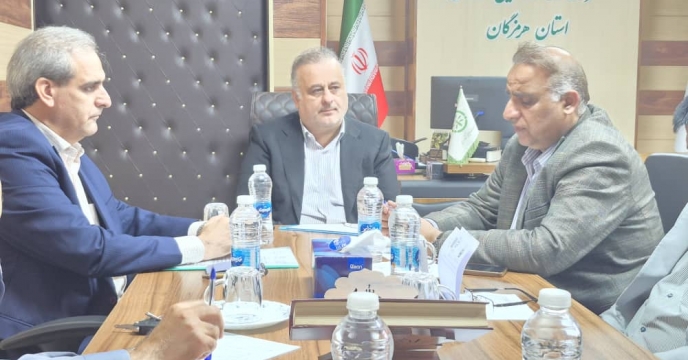 برگزاری جلسه کمیته فنی کود استان هرمزگان با حضور رئیس سازمان جهاد کشاورزی 