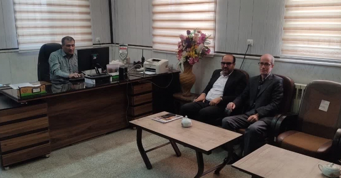 بررسی روند توزیع کودهای شیمیایی یارانه‌دار با حضور مدیر شرکت خدمات حمایتی کشاورزی اصفهان در شهرستان اردستان استان اصفهان