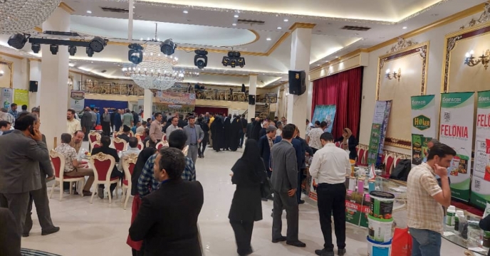 استقبال کارگزاران از همایش بازاریابی کود استان قم 