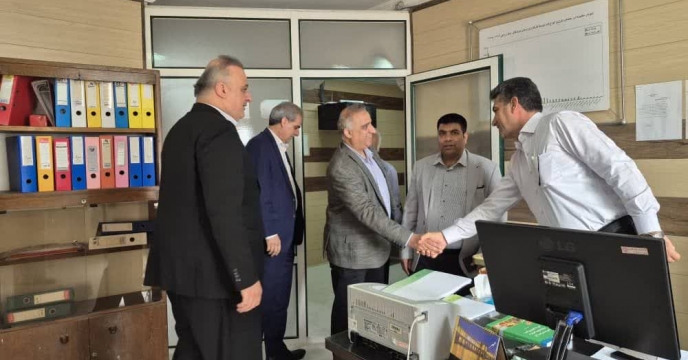 بازدید رئیس سازمان جهاد کشاورزی استان هرمزگان از واحد فنی و تولیدی شرکت خدمات حمایتی کشاورزی استان هرمزگان
