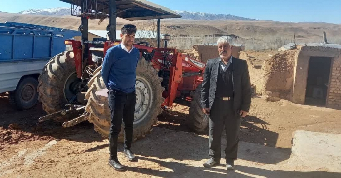 بازدید کارشناس امور ماشین آلات شرکت خدمات حمایتی کشاورزی استان قزوین از ادوات و ماشین آلات کارگزاران استان