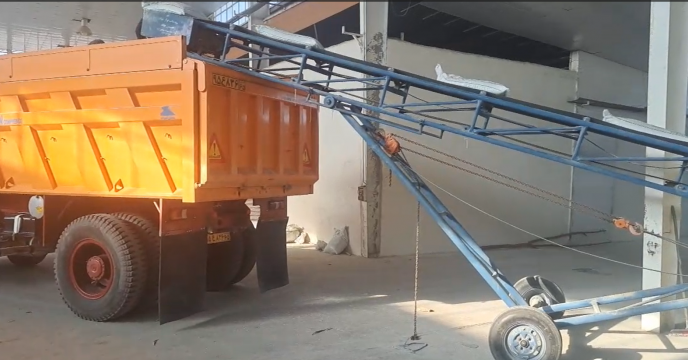 مقدار 455 تن انواع کود کشاورزی در سطح شهرستان فاریاب توزیع شد