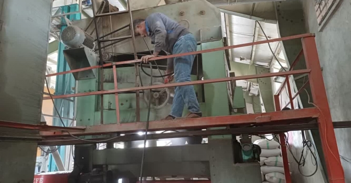 انجام تعمیرات و سرویس دستگاه بوجاری بذر شلتوک برنج در شرکت خدمات حمایتی کشاورزی استان مازندران