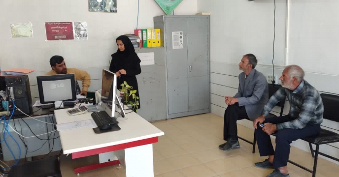  بازدید کارگروه پایش از انبار کارگزاری تعاونی روستایی گلستان و بررسی روند توزیع کود در شهرستان فلاورجان، استان اصفهان 