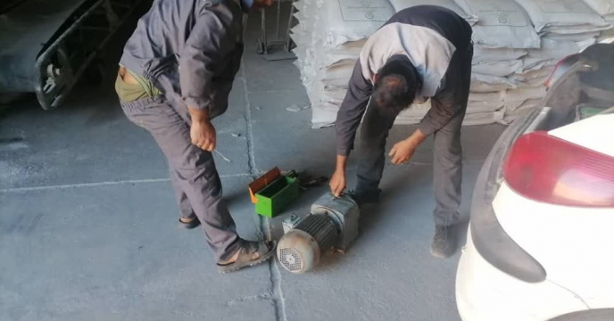 انجام تعمیرات و سرویس قطعات و ادوات کشاورزی مرتبط با دستگاه بوجاری در شرکت خدمات حمایتی کشاورزی استان کرمان