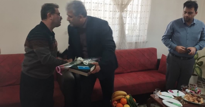 تقدیر مدیر شرکت خدمات حمایتی کشاورزی استان گیلان از ایثارگران، جانبازان و خانواده معظم شهدا در هفته جهاد کشاورزی