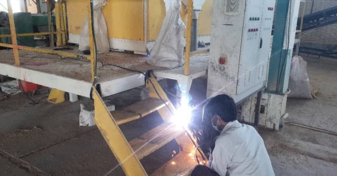 انجام تعمیرات دستگاه گراویتی و پله گراویتی سامانه بوجاری شرکت خدمات حمایتی کشاورزی استان سیستان و بلوچستان